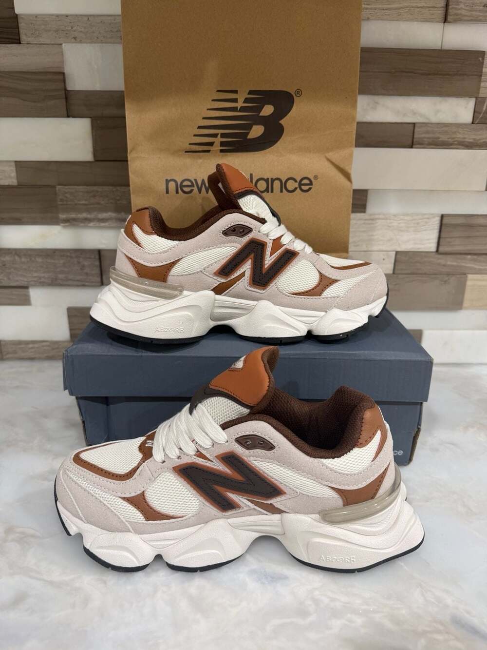 New Balance 9060 Size 6 Mens Brown - Picture 2 of 6